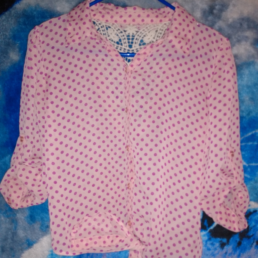 No boundaries cute pink and girlswhite top 7/9